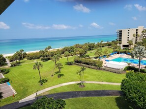 Beachplace 7-502 view