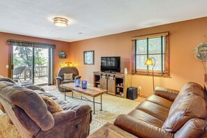 Living Room | 1st Floor