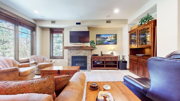 Furniture, Indoors, Living Room, Couch, Home Decor