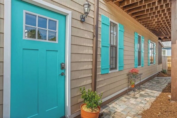 Front Walk Way