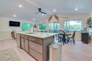 Kitchen | Dining Area | 1st Floor