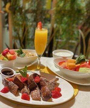 Breakfast meal