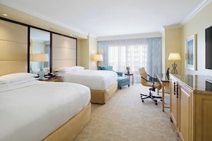 Lake View, 2 Queen Beds
