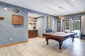 Game room
