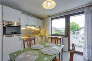 Kitchen and dining area