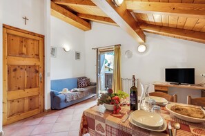 Living and dining room