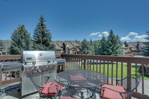 Deck | Gas Grill | Lounge Seating | Mountain Views