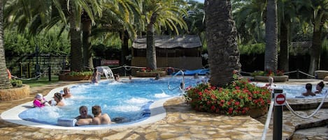 Piscine maison de vacances