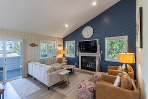 Mid Level Living Area