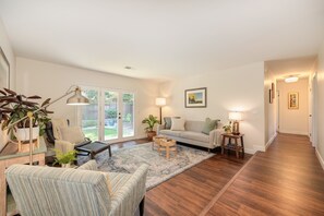 Building, Furniture, Indoors, Living Room, Room