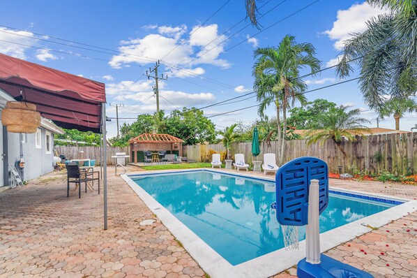 Pool