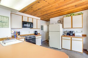 Kitchen | Cooking Basics | Coffee Maker | 1st Floor