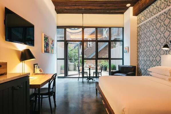 King size bed