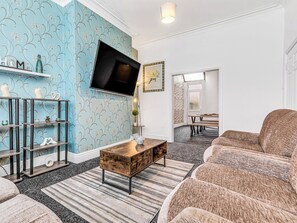 Living area | Sunnyside House, Blackpool
