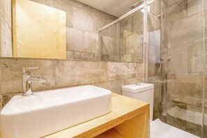 Privtae Bathroom