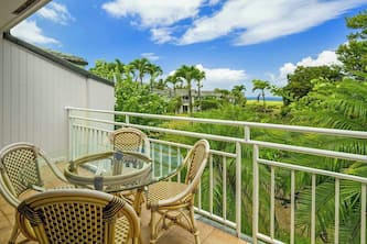 Emmalani Court 523 By Parrish Kauai - Great views & Princeville Location
