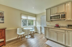 Eating are off kitchen