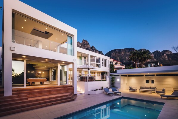 Luxury Ocean View Villa