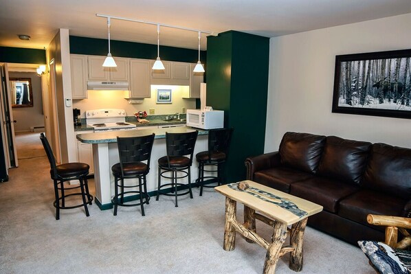 Breakfast Bar