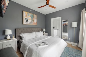 Spacious Bedroom with King bed