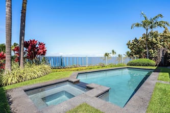 Blue Lani Oceanfront, Three-Bedroom Luxury Home!