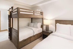 Unit with comfortable Bunk and Double beds