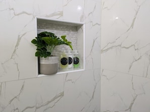 Badezimmerausstattung