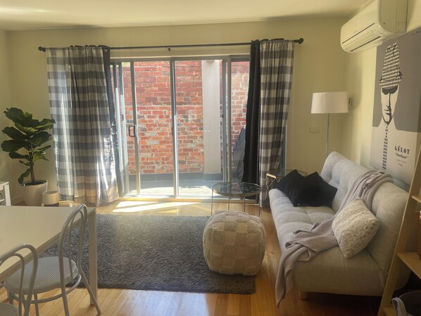 Open Plan Living/Dining