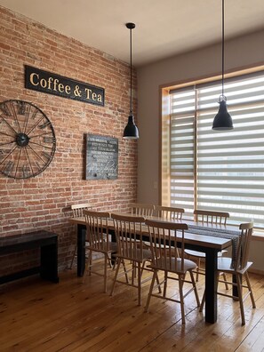 Kitchen table