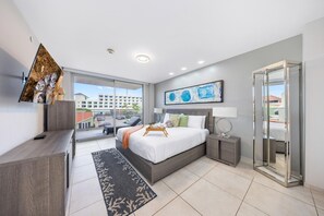 Eagle Beach Modern 2BR2BA Beachfront Condo w/ Pool (23469)