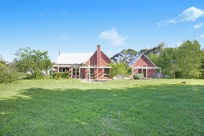 Welcome to the Hastings Homestead
