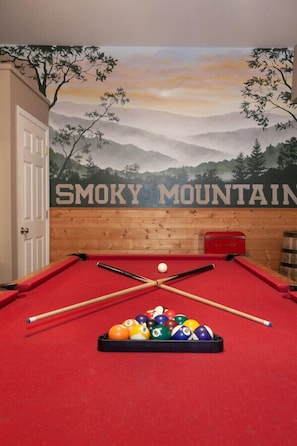 Spielezimmer
