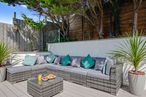 Woolacombe Bay View External Seating
