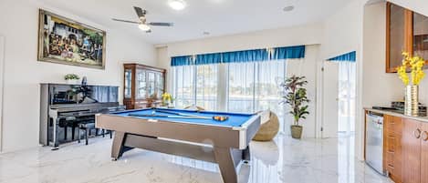 Game room