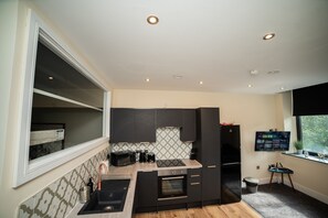 Living Room / Lounge