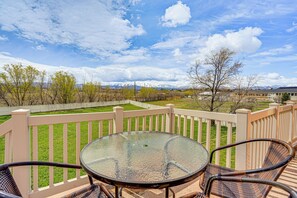 Private Deck | Mountain Views