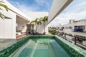 Pool på taget