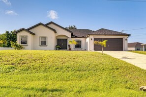 Home Exterior | Single-Story Home | Keyless Entry