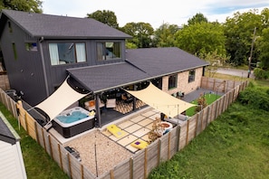Aerial view of amenity packed side yard.