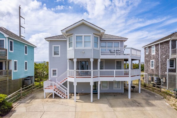 SV08: Family Ties | Front Exterior