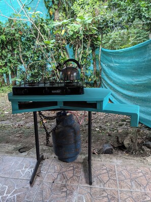Outdoor stove top