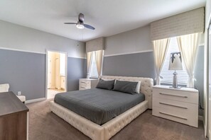 Ground Floor King Master Bedroom with Private EnSuite Bathroom