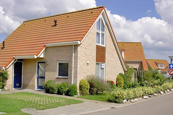 Holiday Home Exterior [summer]