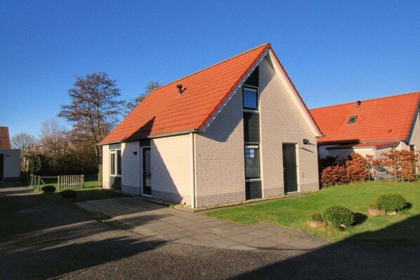 Holiday Home Exterior [summer]