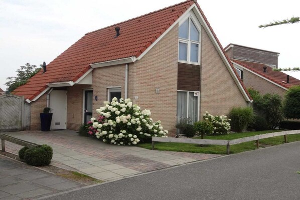 Holiday Home Exterior [summer]