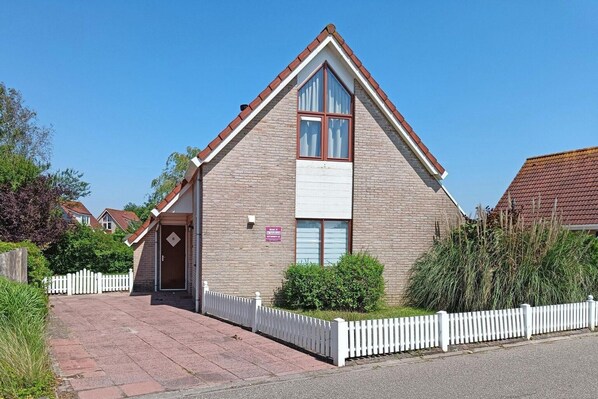 Holiday Home Exterior [summer]