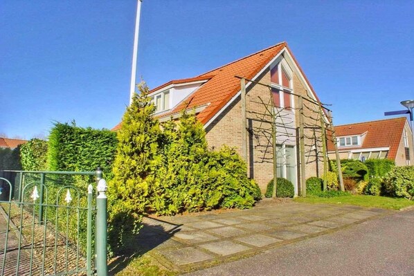 Holiday Home Exterior [summer]