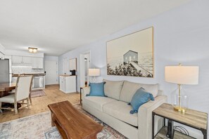 A Place at The Beach 9600 A110 Living Area