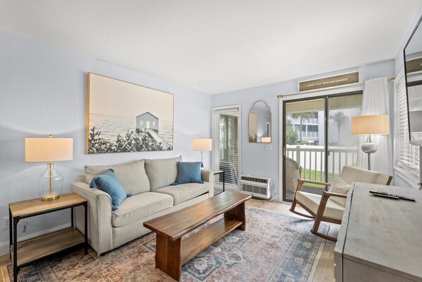 A Place at The Beach 9600 A110 Living Area