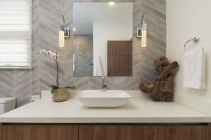 Ensuite bathroom for upstairs master bedroom w/hand bidet